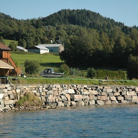 Holiday Home Hovik II Rød Kültér fotó