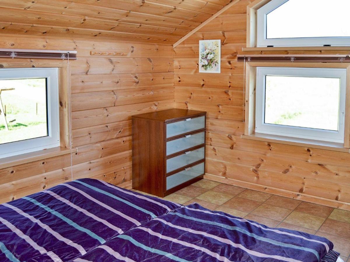 Holiday Home Hovik II Rød Kültér fotó