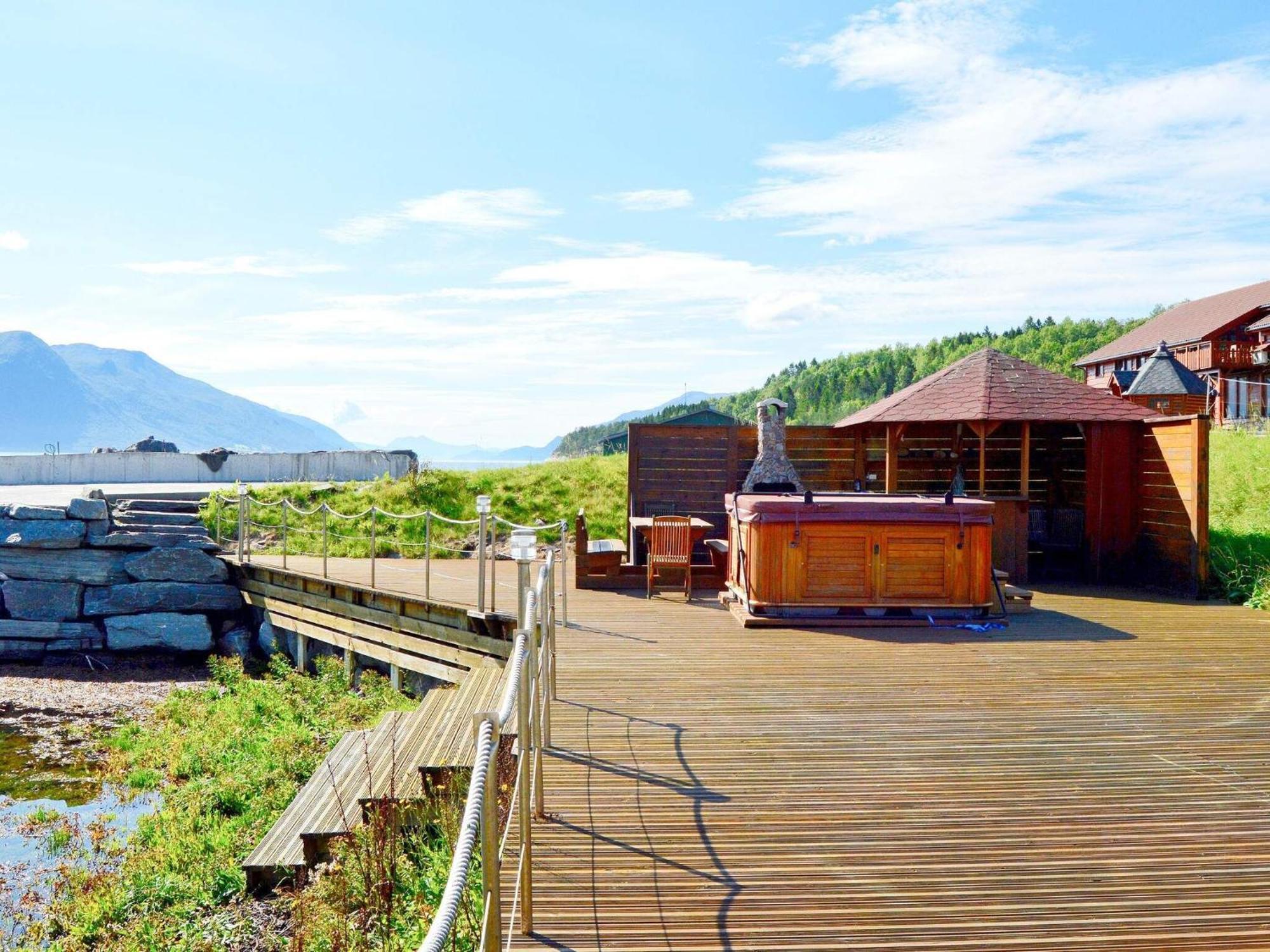 Holiday Home Hovik II Rød Kültér fotó
