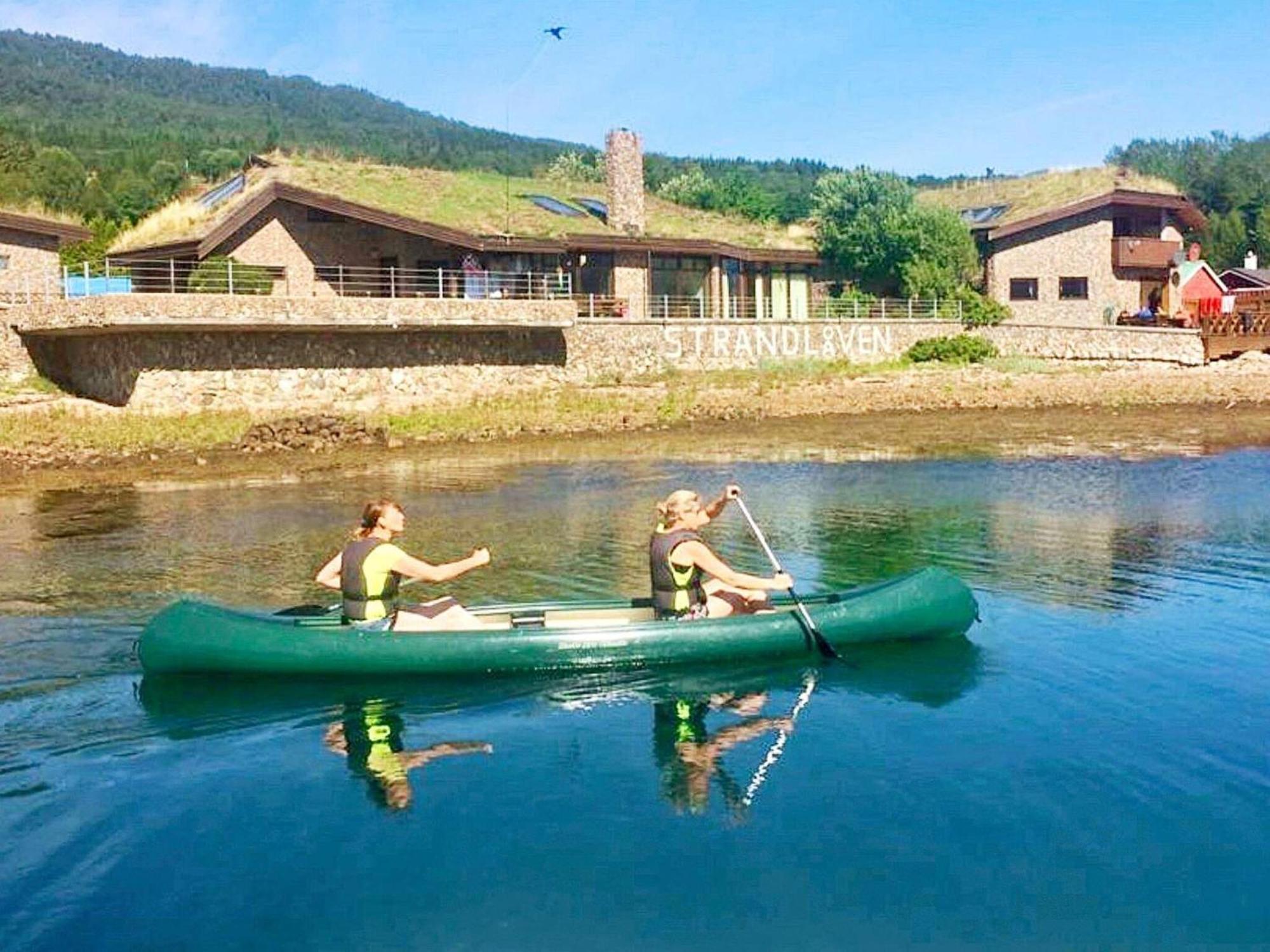 Holiday Home Hovik II Rød Kültér fotó