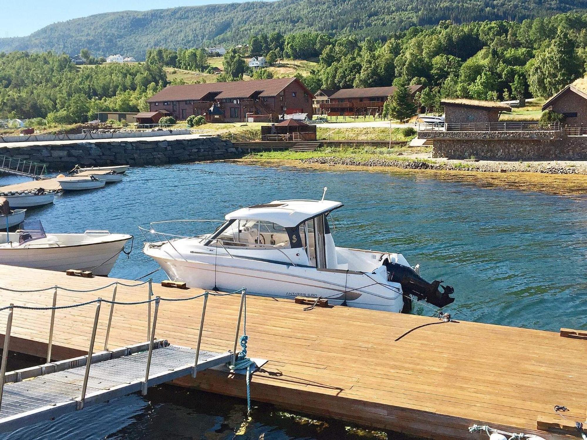 Holiday Home Hovik II Rød Kültér fotó